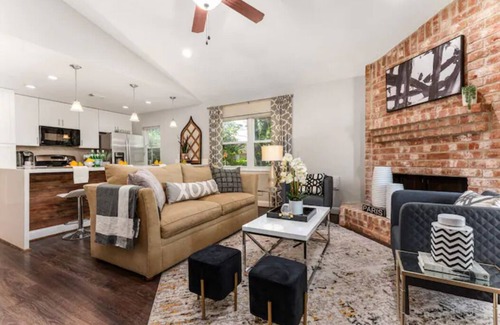 Barker House | Family-Friendly Home Near Great Southwest Equestrian Center – Horse Show Special