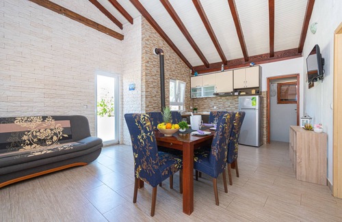 Tkon House | Family friendly house with a swimming pool Cove Triluke, Pašman (K-13577)