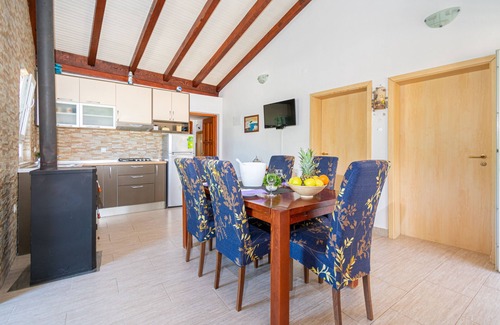 Tkon House | Family friendly house with a swimming pool Cove Triluke, Pašman (K-13577)