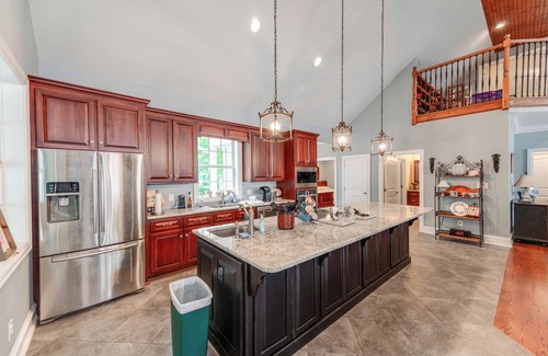 Clover House | Family-Friendly Lake Wylie House: 3BR Retreat Sleeps 14 for the Perfect Getaway