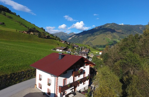 Rauris Apartment | Family-friendly organic farm, partner of the Sommercad National Park