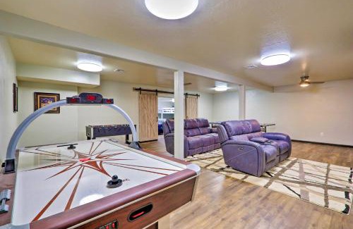Torreon House | Family-Friendly Show Low Cabin with Deck and Game Room