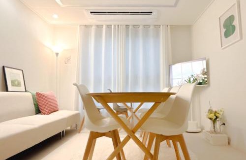 Gwangjin Apartment | Family & Group Stay, 아차산역3분 신축 3룸 5베드 성수 강남 잠실 롯데월드 KSPO