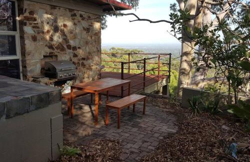 Glen Osmond Villa | Family Home Prestigious Suburb Panoramic Views