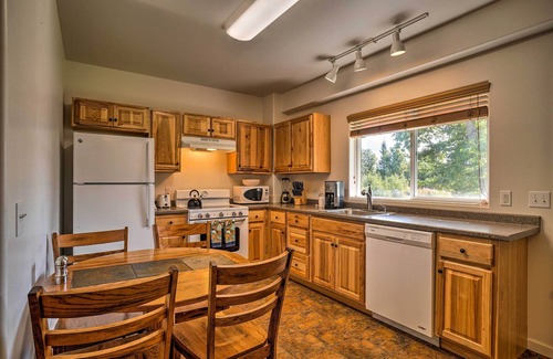 Fritz Creek House | Family Retreat ~ 8 Mi to Downtown + Bishops Beach!