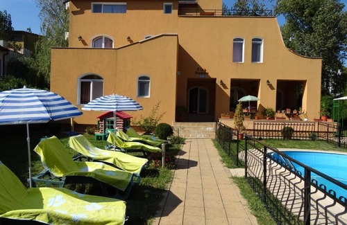 Neptun Villa | Family style villa, close to the beach with private pool