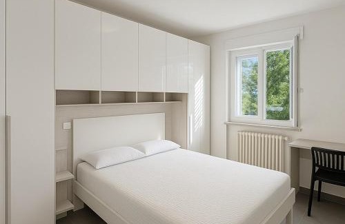 Lignano Pineta Apartment | Fancy Penthouse with Hot Tub