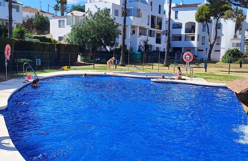 Elviria Apartment | Fantástico Dúplex con Piscina y Cerca de la Playa