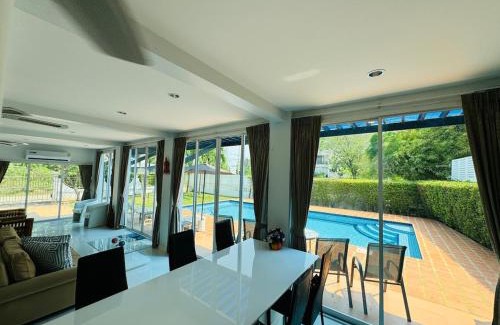 Pak Nam Pran Villa | FANTA SEA - POOL VILLA short walk to BEACH - Up to 8 Guests