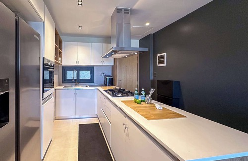 El Cortecito Apartment | Fantastic 3 BR Penthouse w/private rooftop