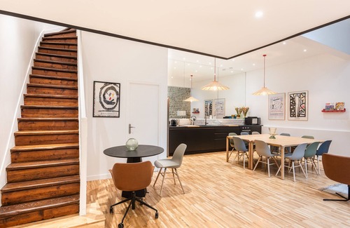 Quartier des Grandes-Carrieres Apartment | Fantastic Architect Loft for 10 guests near Metro