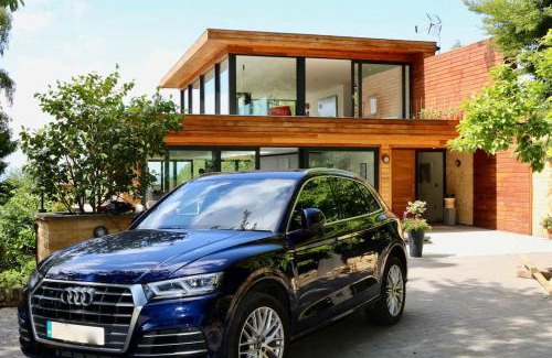 Southam House | Fantastic Cotswolds hideaway Cleeve Hill