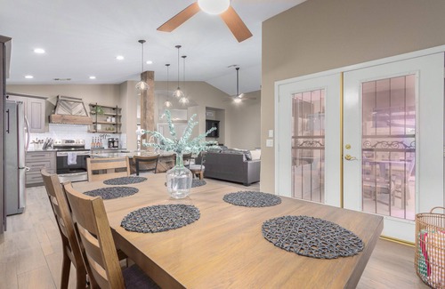 Gilbert House | Fantastic Location! Beautiful 4 Beds, Priv Heated Pool half mi to Dwntwn Gilbert