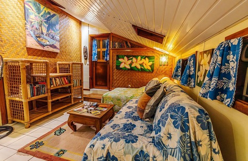 Ha'apiti House | Fare Tiare
