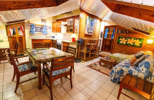 Ha'apiti House | Fare Tiare