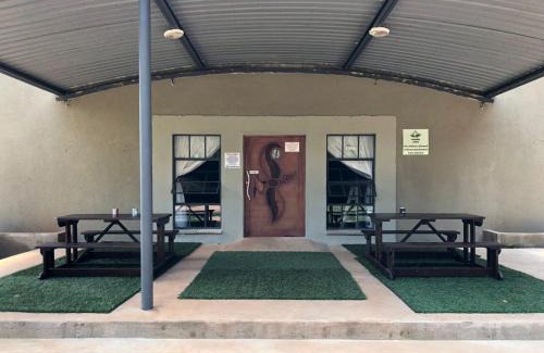 Piet Retief Cabin | Farmers Lodge