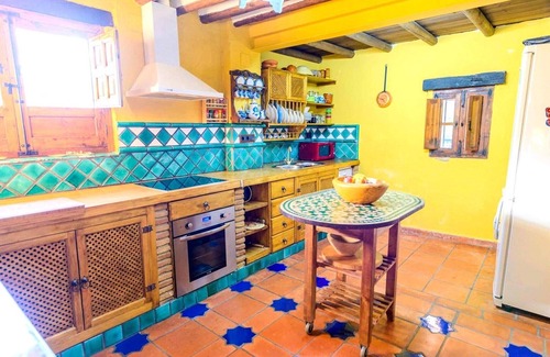 Algarinejo Cottage | Farmhouse by the river intAlgarinejo