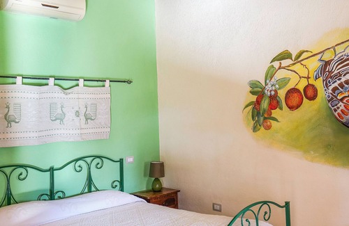 Ula Tirso Other | Farmhouse nestled in a cork oak forest with boungalows. Pets allowed