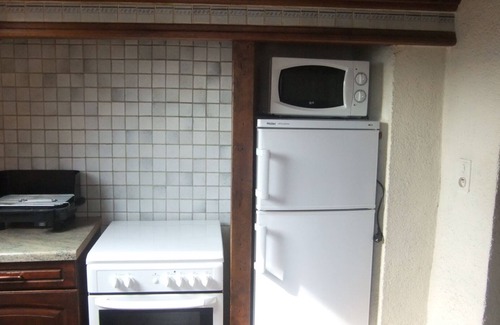 Saint-Come-d'Olt House | farmhouse rural setting at the foot of the Aubrac, in the Lot Valley