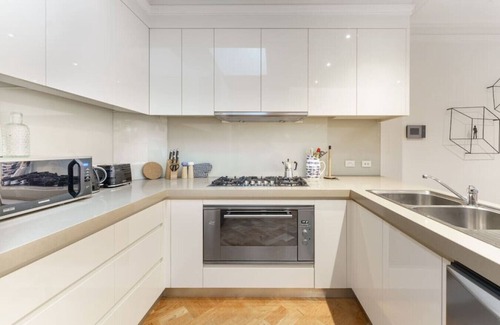 Carlton South Apartment | Farrah - Designer, Three Bedroom Carlton Residence