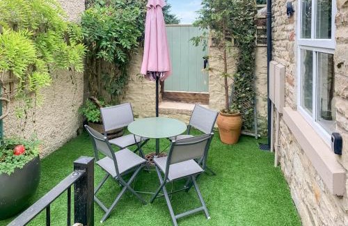 Staindrop House | Fawnlea Cottage
