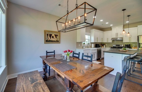 Fayetteville House | Fayetteville Vacation Rental w/Deck & Shared Pool