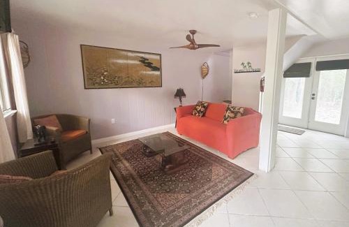 Tibbett's Turn House | Featherstone Cottage, Cayman Brac