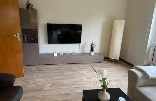 Brunsbuttel Apartment | FEDDERSEN LIVING Große Ferienwohnung - Garten - Terrasse - Smart TV - Netflix