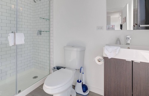 River West Apartment | Feel Comfy And Cozy At This Lovely Chi-town Home Away From Home - 747 Lofts Cabin 308 by RedAwning