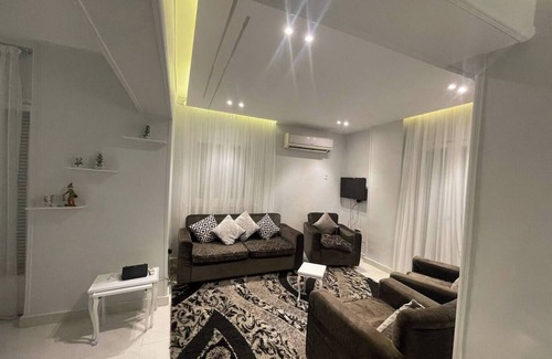 Hada'iq al-Qubbah Apartment | Feel Home!