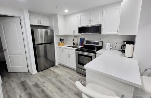 Meadowvale Village Apartment | Feel Like Home/Bs Mississauga