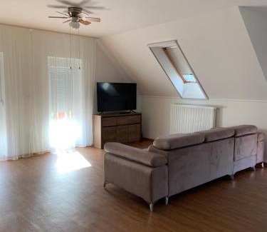 Egerszalok Apartment | Fehér Orchidea Apartman