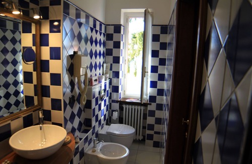 Monforte d'Alba Hotel | Felicin - Albergo Giardino Dimora Storica