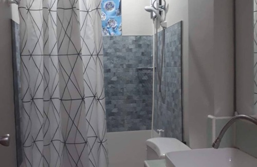 Tagbilaran House | Felli's Guest House