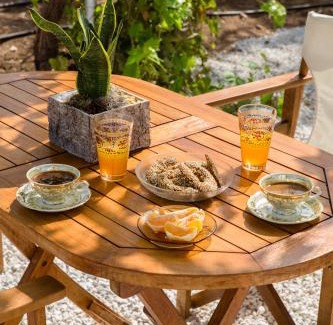 Maleme House | Femina