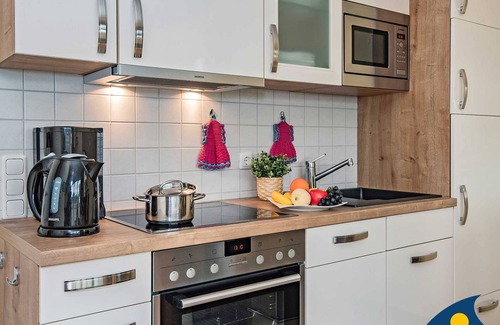 Korswandt Apartment | Feriendoppelhaushälfte Angela Whg. 01 - Angela 01