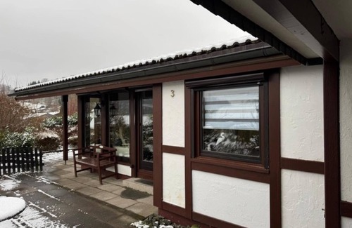 Feriendorf Hennesee House | Ferienhaus am Hennesee mit Terrasse