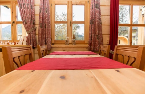 Strobl House | Ferienhaus - Naturchalet am Wolfgangsee