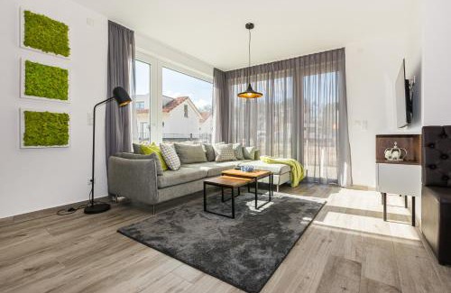 Krakow am See House | Ferienhaus-See-Sauna-Kamin-Hund mit E-Ladestation