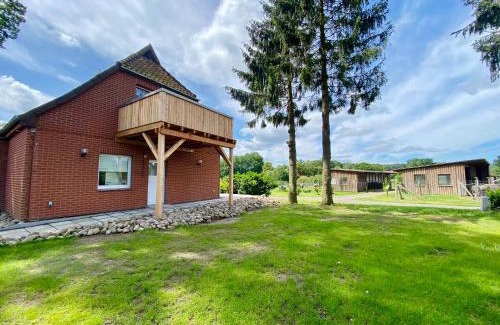 Bad Fallingbostel House | Ferienhaus Straußenblick - keine Monteure