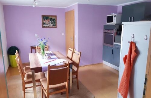 Reinharz House | Ferienhaus Waldblick