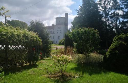 Lalendorf Bed & Breakfast | Ferienhof Maikito