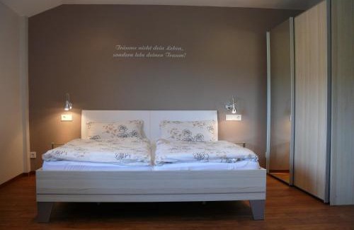 Kinheim House | Ferienweingut Wolfgang Adamy