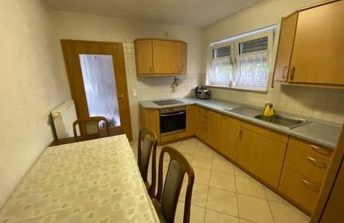 Oggersheim Apartment | Ferienwohnung Suhad