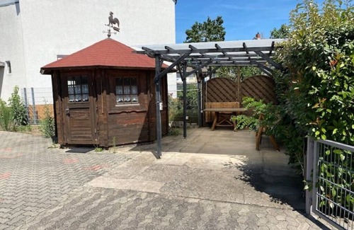 Oggersheim Apartment | Ferienwohnung Suhad