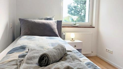 Oberkochen Apartment | Ferienwohnung 3-4P l 2 SZ I Bad l Balkon l Bergblick l fußläufig zu Zeiss, Hensoldt