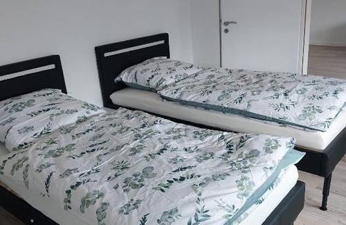 Sulzbach Apartment | Ferienwohnung 3, Nahe Augenklinik, Zentrum und Saarbrücken, 66280 Sulzbach