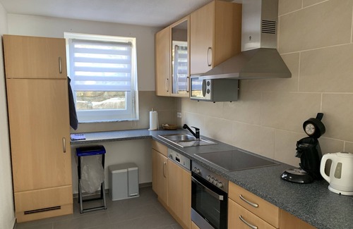 Dettingen an der Erms Apartment | Ferienwohnung, 48qm, 1 Wohn-/Schlafzimmer, max. 2 Erwachsene und 1 Kind