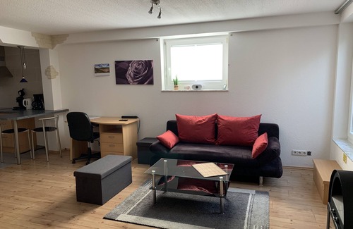 Dettingen an der Erms Apartment | Ferienwohnung, 48qm, 1 Wohn-/Schlafzimmer, max. 2 Erwachsene und 1 Kind
