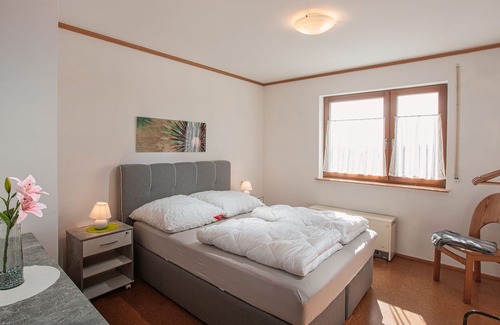 Lossburg Apartment | Ferienwohnung, 60q, 3 Schlafzimmer, max. 8 Personen